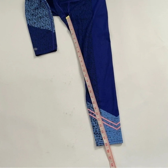 Athleta Mid Rise Asym Sonar Camo 7/8 Length Tight Legging - Picture 7 of 7